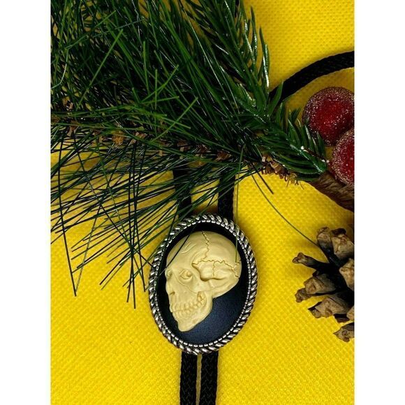 Mens womens Southwest western Sugar Skull Cameo Pendant Bolo Necklace Lariat Tie - Picture 4 of 8